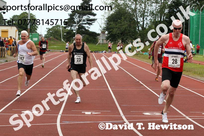 Mens 100 metres, 2019 NEMA Track and Field Champs, Monkton. Photo:  David T. Hewitson/Sports for All Pics